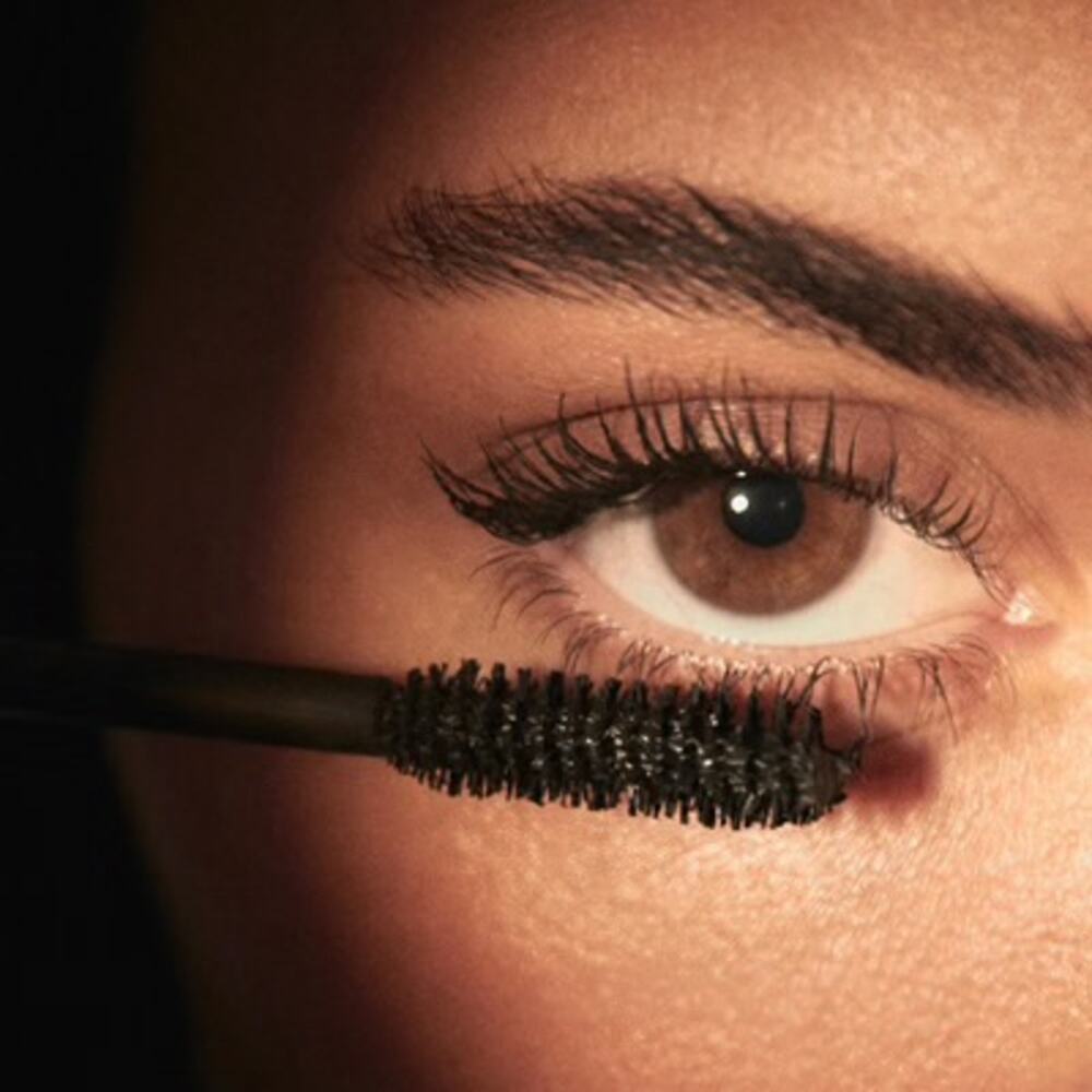 Kylie Cosmetics Kylash Volume Mascara Extra Black 0.41oz Clean Vegan Formula NEW - Picture 5 of 16